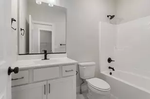 713 Wheatley Dr, Mahomet, IL 61853 - Photo 24