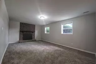 6230 Streamwood Ln, Matteson, IL 60443 - Photo 6