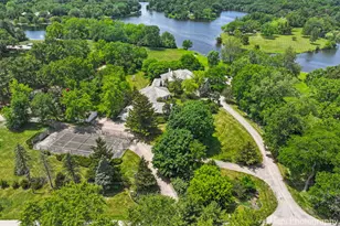 74 Dundee Ln, Barrington Hills, IL 60010 - Photo 8