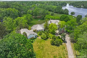 74 Dundee Ln, Barrington Hills, IL 60010 - Photo 4