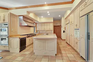 74 Dundee Ln, Barrington Hills, IL 60010 - Photo 18