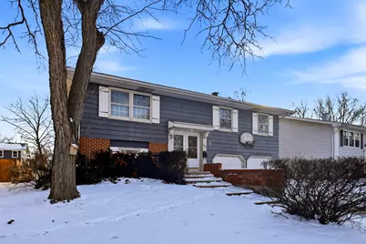 1365 Newcastle Lane, Hoffman Estates, IL 60169 - Photo 2