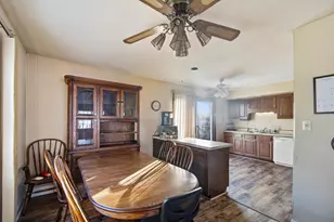 1365 Newcastle Ln, Hoffman Estates, IL 60169 - Photo 6