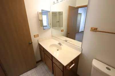 1840 Grove Avenue, Schaumburg, IL 60193 - Photo 22