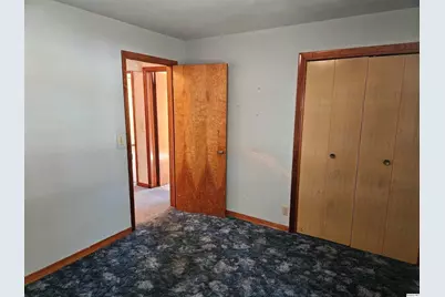 2131 Sunnybrook Drive W, Quincy, IL 62301 - Photo 20