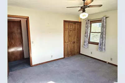 2131 Sunnybrook Drive W, Quincy, IL 62301 - Photo 16