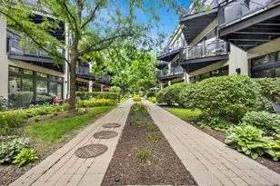 1111 W 15th St, Chicago, IL 60608 - Photo 34