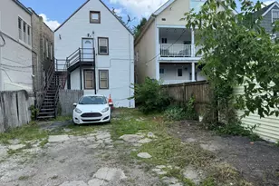 2630 N Central Park Ave, Chicago, IL 60647 - Photo 18