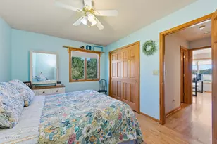 2427 N 42nd Rd, Sheridan, IL 60551 - Photo 30