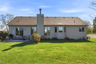 2427 N 42nd Rd, Sheridan, IL 60551 - Photo 48