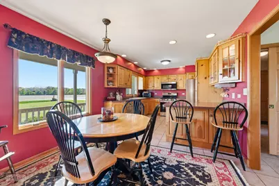 2427 N 42nd Road, Sheridan, IL 60551 - Photo 10