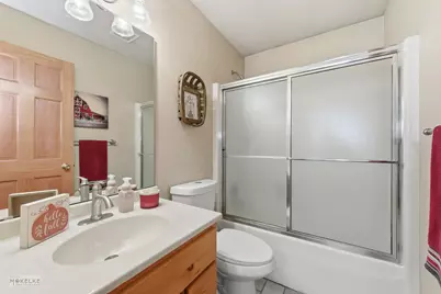 2427 N 42nd Road, Sheridan, IL 60551 - Photo 32