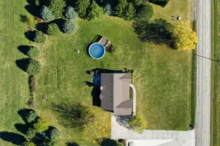 2427 N 42nd Rd, Sheridan, IL 60551 - Photo 46