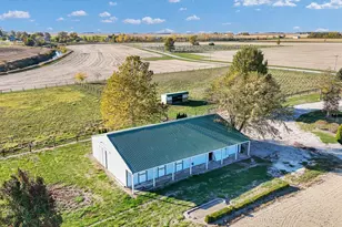 561 County Rd 700 N, Sadorus, IL 61872 - Photo 54