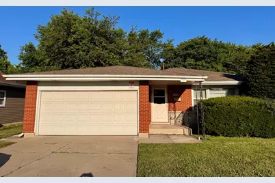 15542 S Park Avenue, South Holland, IL 60473 - Photo 1