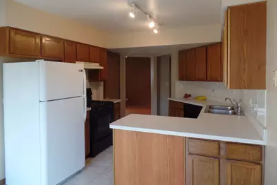 5514 Ridge Crossing, Hanover Park, IL 60133 - Photo 6