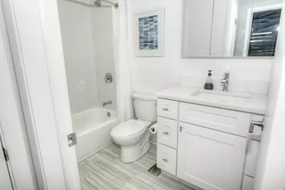 284 E Jefferson Street, Bensenville, IL 60106 - Photo 16