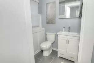 284 E Jefferson St, Bensenville, IL 60106 - Photo 28