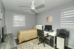 284 E Jefferson St, Bensenville, IL 60106 - Photo 20