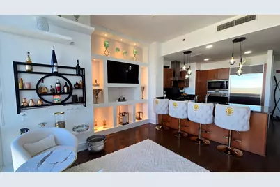 401 N Wabash Avenue #34E, Chicago, IL 60611 - Photo 2