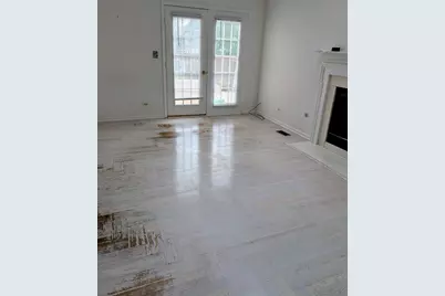 201 Bingham Circle, Mundelein, IL 60060 - Photo 4