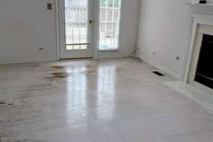 201 Bingham Cir, Mundelein, IL 60060 - Photo 4