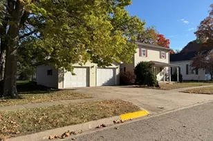 430 E Court St, Hennepin, IL 61327 - Photo 2