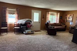 430 E Court St, Hennepin, IL 61327 - Photo 8