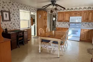 430 E Court St, Hennepin, IL 61327 - Photo 6