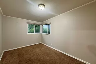 129 Warwick St, Park Forest, IL 60466 - Photo 16