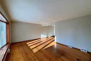 16850 School St, South Holland, IL 60473 - Photo 2