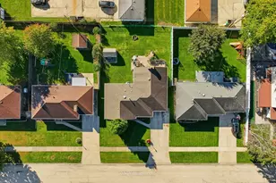 605 Gloria St, Lockport, IL 60441 - Photo 22