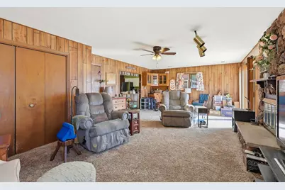 605 Gloria Street, Lockport, IL 60441 - Photo 8