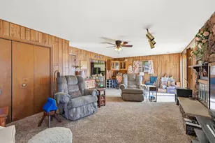 605 Gloria St, Lockport, IL 60441 - Photo 8