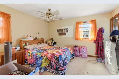 605 Gloria Street, Lockport, IL 60441 - Photo 12