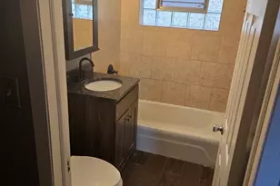 4825 Columbus Dr, Oak Lawn, IL 60453 - Photo 4