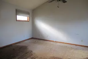 2424 E Washington Dr, Urbana, IL 61802 - Photo 10