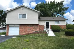 42 Pheasant Rd, Matteson, IL 60443 - Photo 1