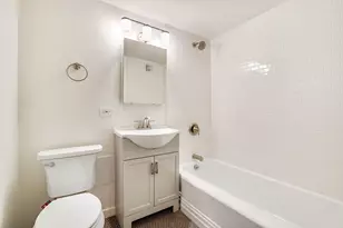 5050 S East End Ave, Chicago, IL 60615 - Photo 14