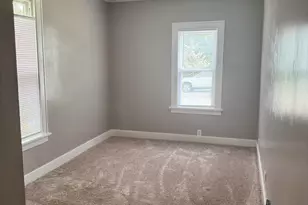 118 Wilcox Ave, Elgin, IL 60123 - Photo 12