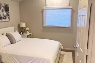 5125 W 101st St, Oak Lawn, IL 60453 - Photo 8