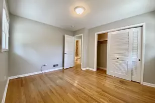 18823 Ashland Ave, Homewood, IL 60430 - Photo 12