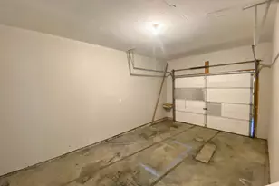 200 Durham Dr, Steger, IL 60475 - Photo 26