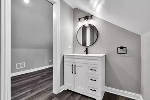 8841 S Elizabeth St, Chicago, IL 60620 - Photo 10