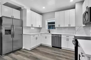 8841 S Elizabeth St, Chicago, IL 60620 - Photo 4