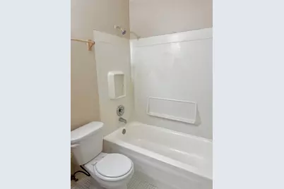 1943 Towner Lane, Glendale Heights, IL 60139 - Photo 14