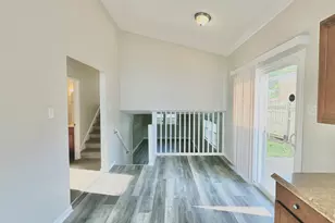 619 E 152nd St, Dolton, IL 60419 - Photo 4