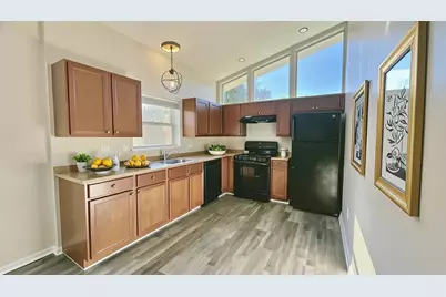 619 E 152nd Street, Dolton, IL 60419 - Photo 6