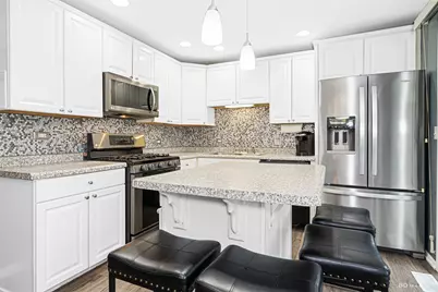 13734 W Birchwood Drive, Homer Glen, IL 60491 - Photo 8