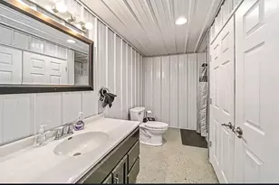 2912 Woodlawn Rd, Sterling, IL 61081 - Photo 20